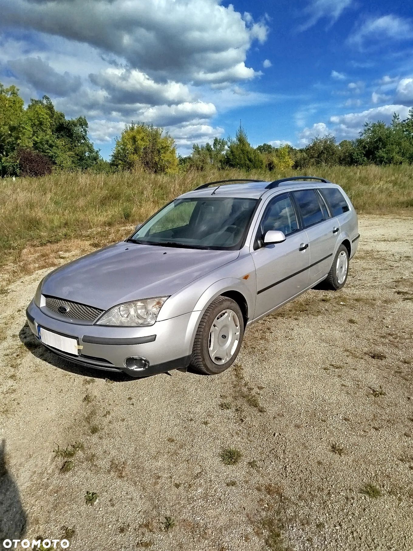 Ford Mondeo 1.8 Ambiente - 1