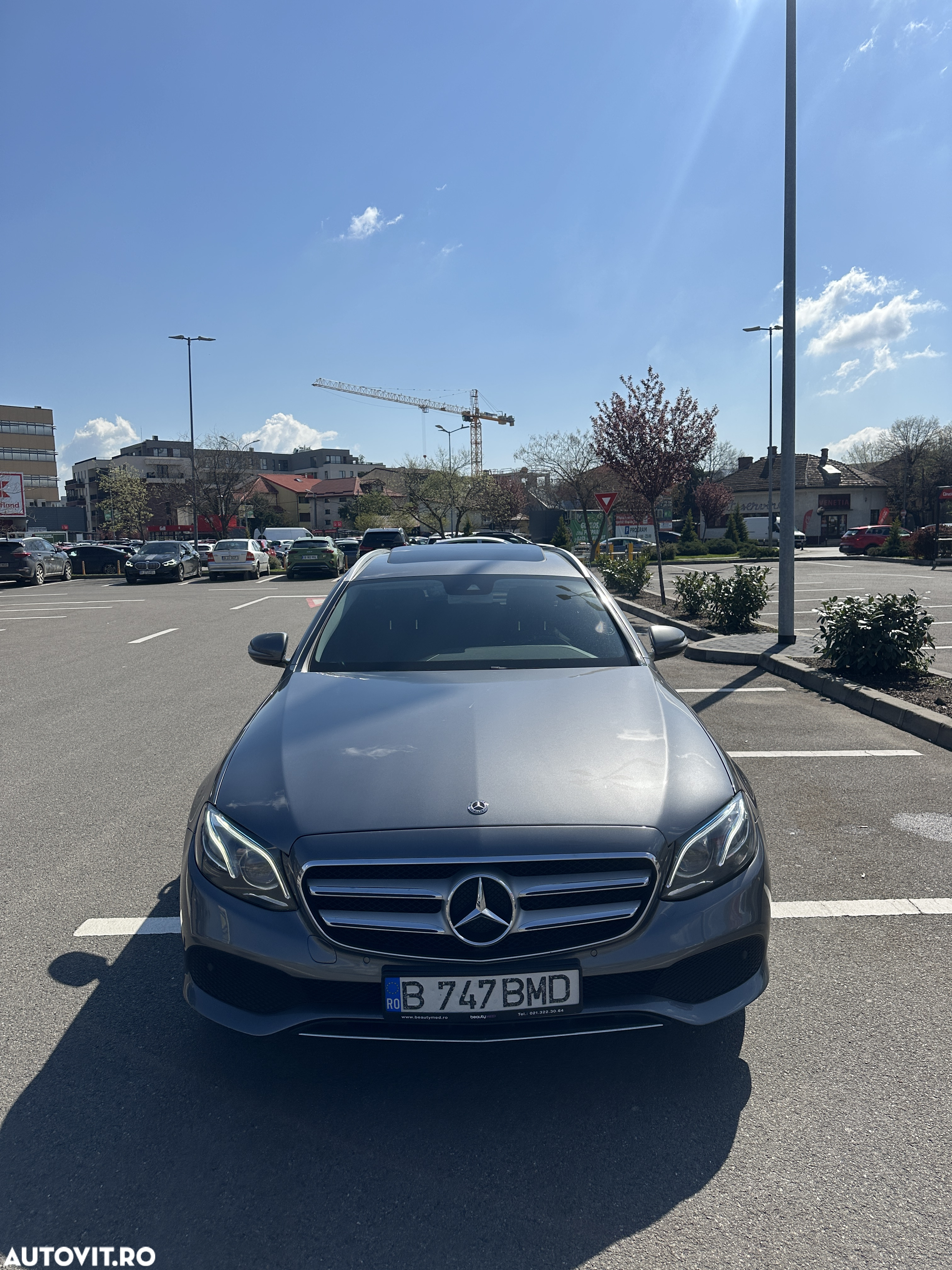 Mercedes-Benz E 220 d T-Modell Aut. - 2