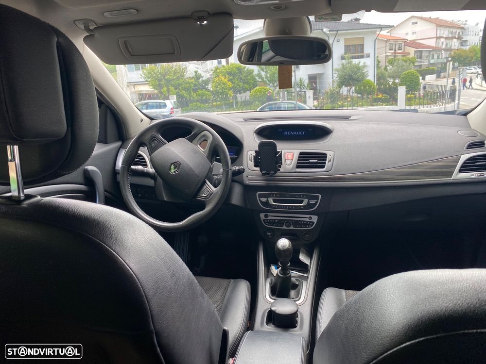 Renault Mégane Sport Tourer 2.0 dCi Dynamique S - 1