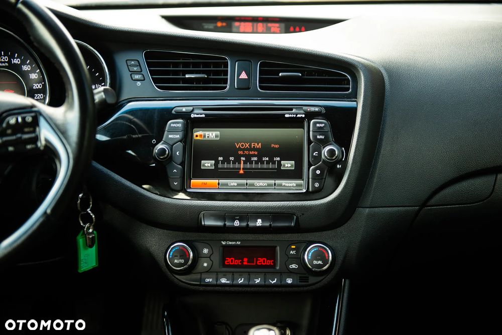 Kia Ceed 1.6 GDI Platinum Edition - 31