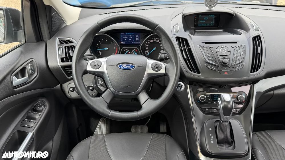Ford Kuga 2.0 TDCi 4WD Powershift Titanium - 9