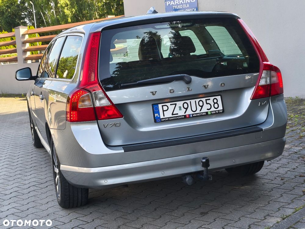 Volvo V70 D4 Momentum - 6