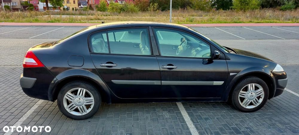 Renault Megane 1.5 dCi Dynamique - 7