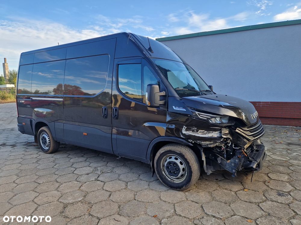 Iveco Daily 35S18 Hi-Matic - 3