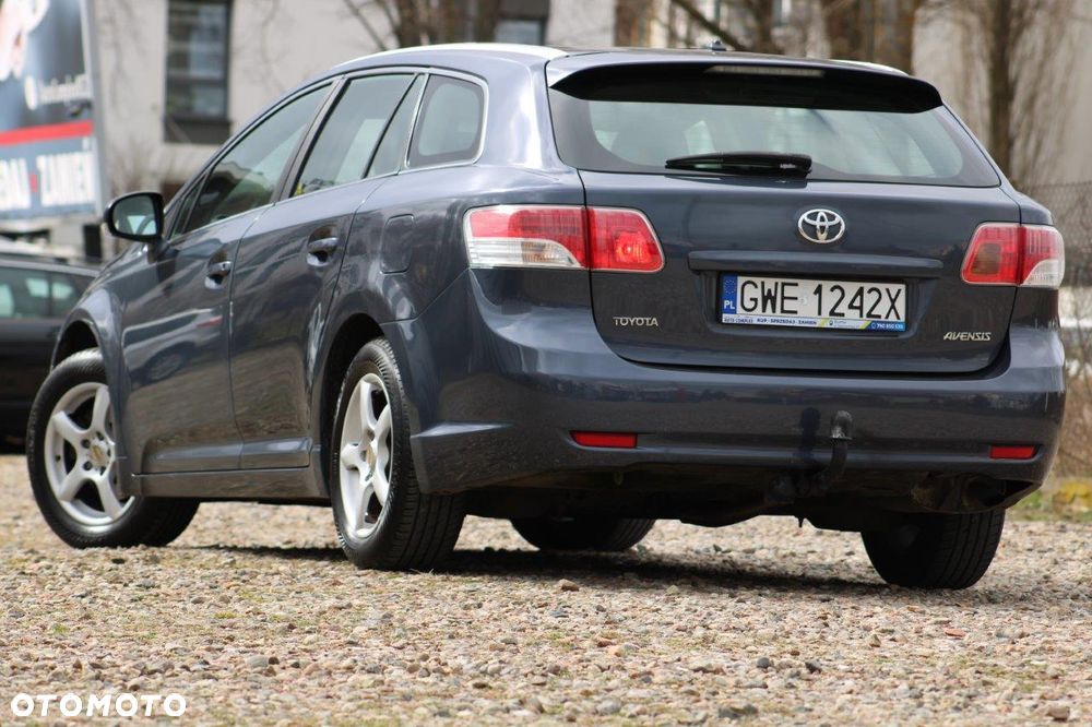 Toyota Avensis 1.6 Business Edition - 36