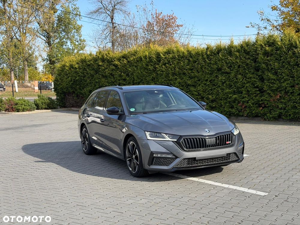 Skoda Octavia 2.0 TDI DSG RS Plus - 26