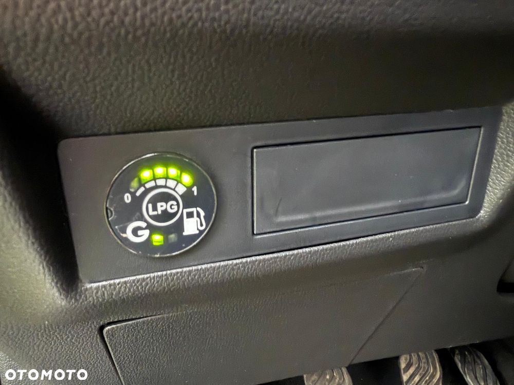 Renault Captur TCe 100 BUSINESS EDITION - 19