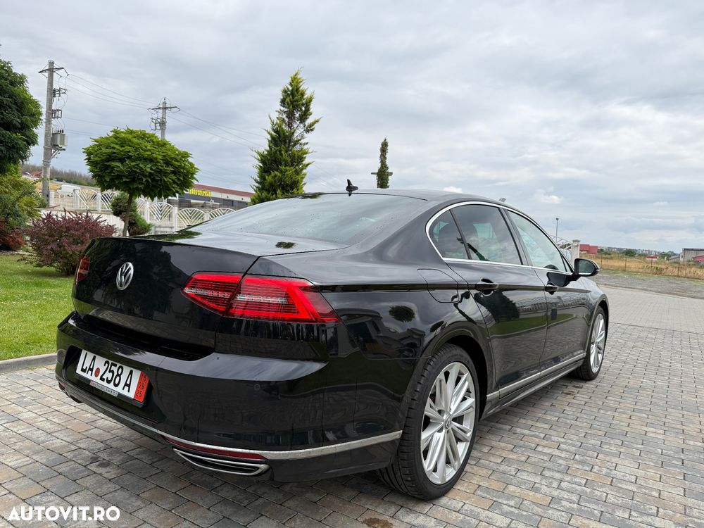 Volkswagen Passat - 9