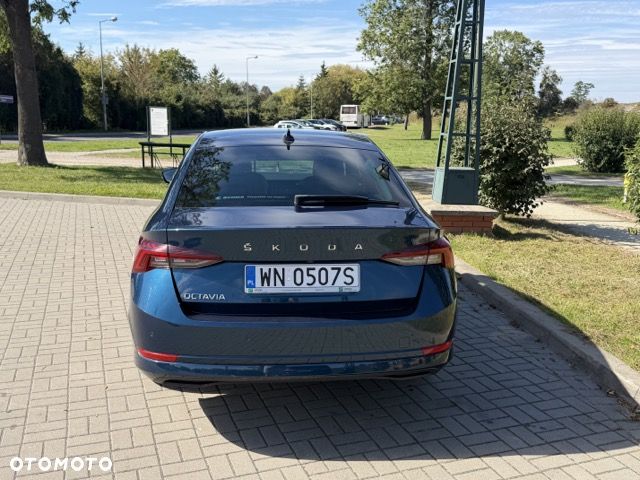 Skoda Octavia 2.0 TDI Style DSG - 4