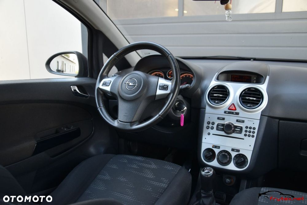 Opel Corsa - 24
