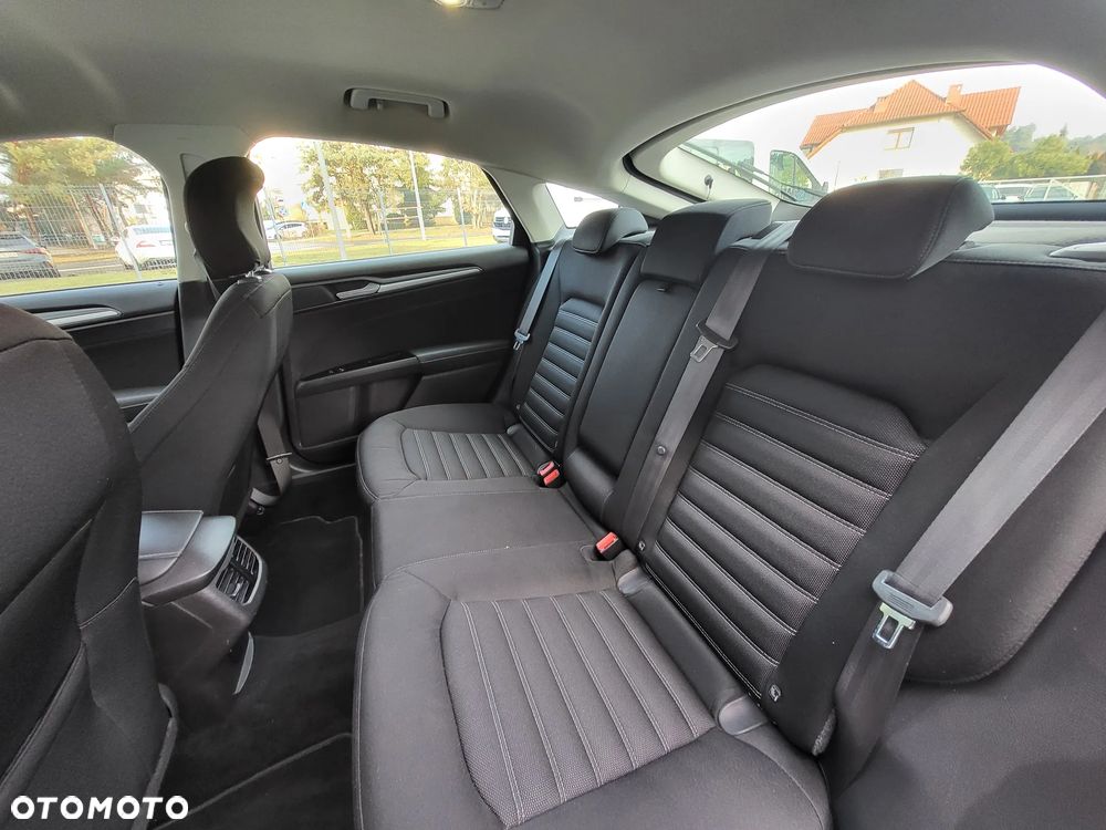 Ford Mondeo 2.0 TDCi Titanium PowerShift - 18