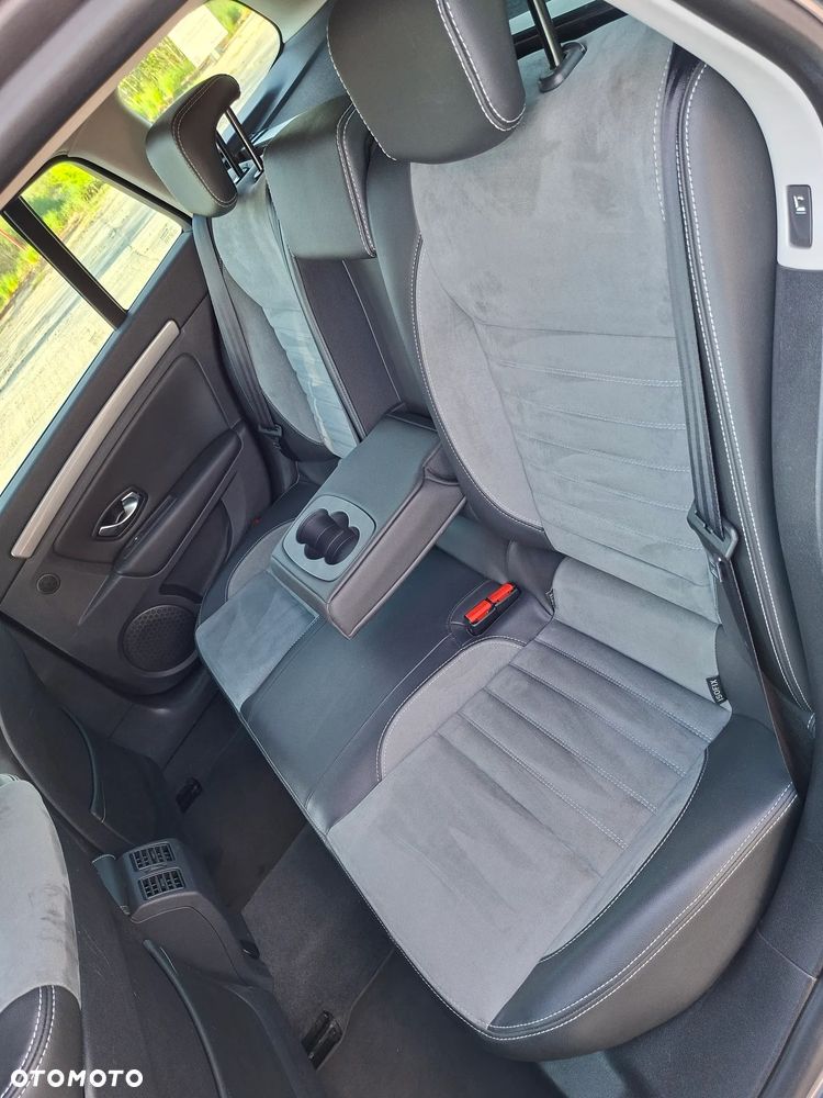 Renault Laguna ENERGY dCi 175 FAP Start & Stop GT - 18