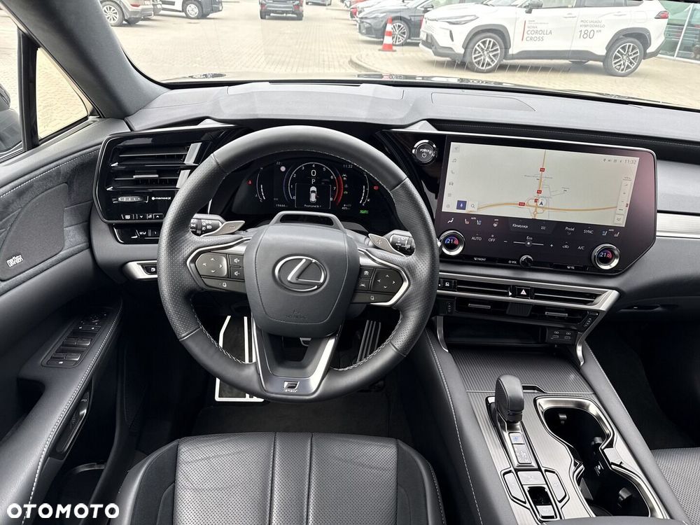 Lexus RX - 21
