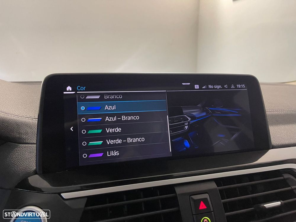 BMW iX3 Inspiring - 28