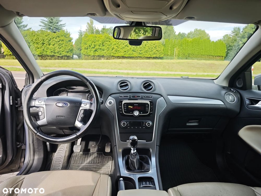Ford Mondeo 2.2 TDCi Titanium - 11