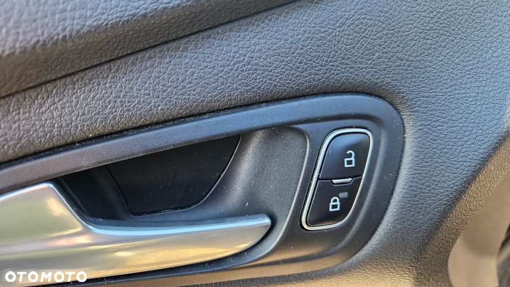 Ford Focus 1.5 TDCi SYNC Edition - 12