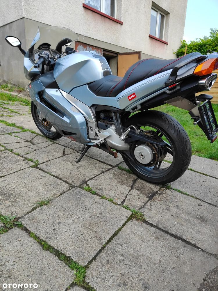 Aprilia RST - 10