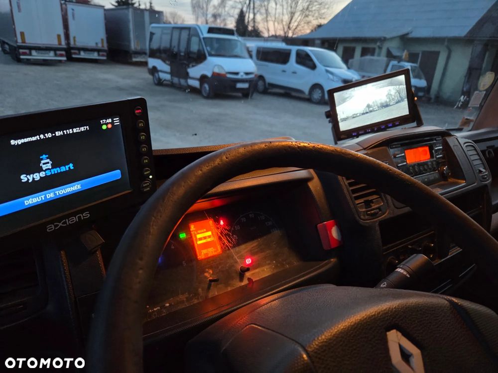 Renault Maxity Cabstar - 33