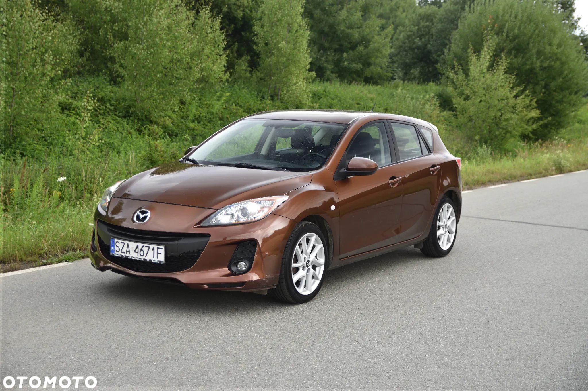 Mazda 3 1.6 Exclusive + - 1
