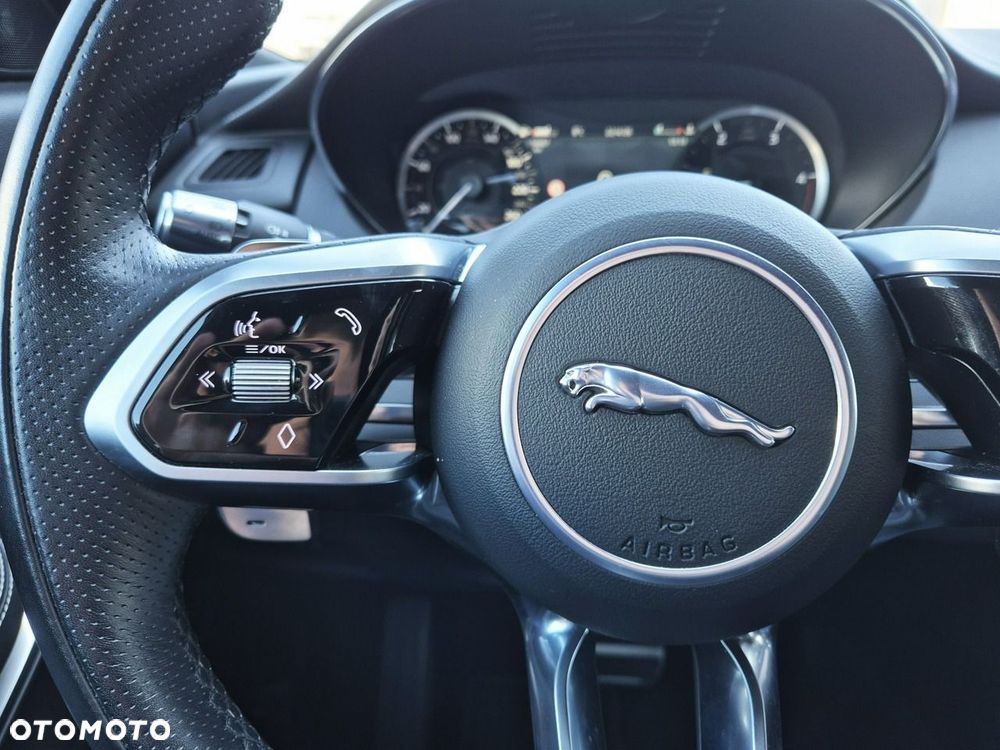 Jaguar E-Pace - 30