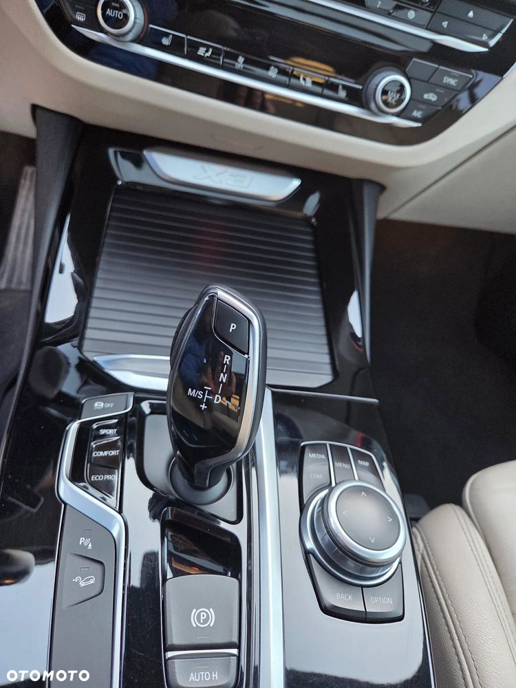 BMW X3 xDrive20i xLine - 11