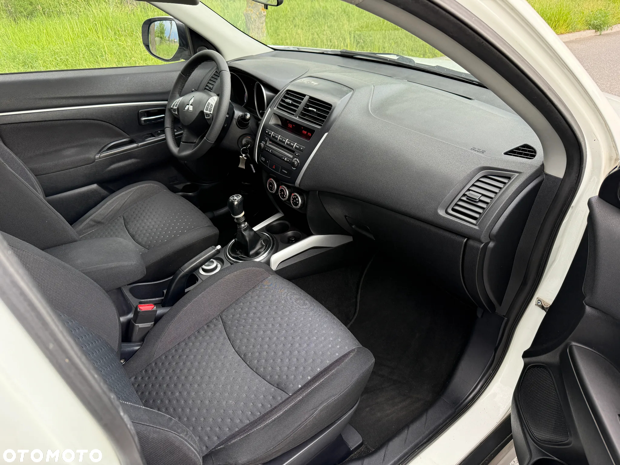 Mitsubishi ASX - 10