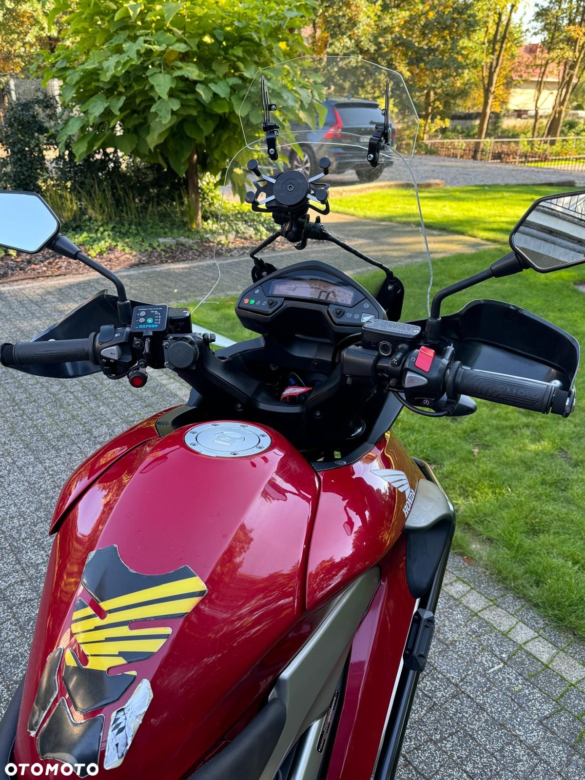 Honda VFR - 12