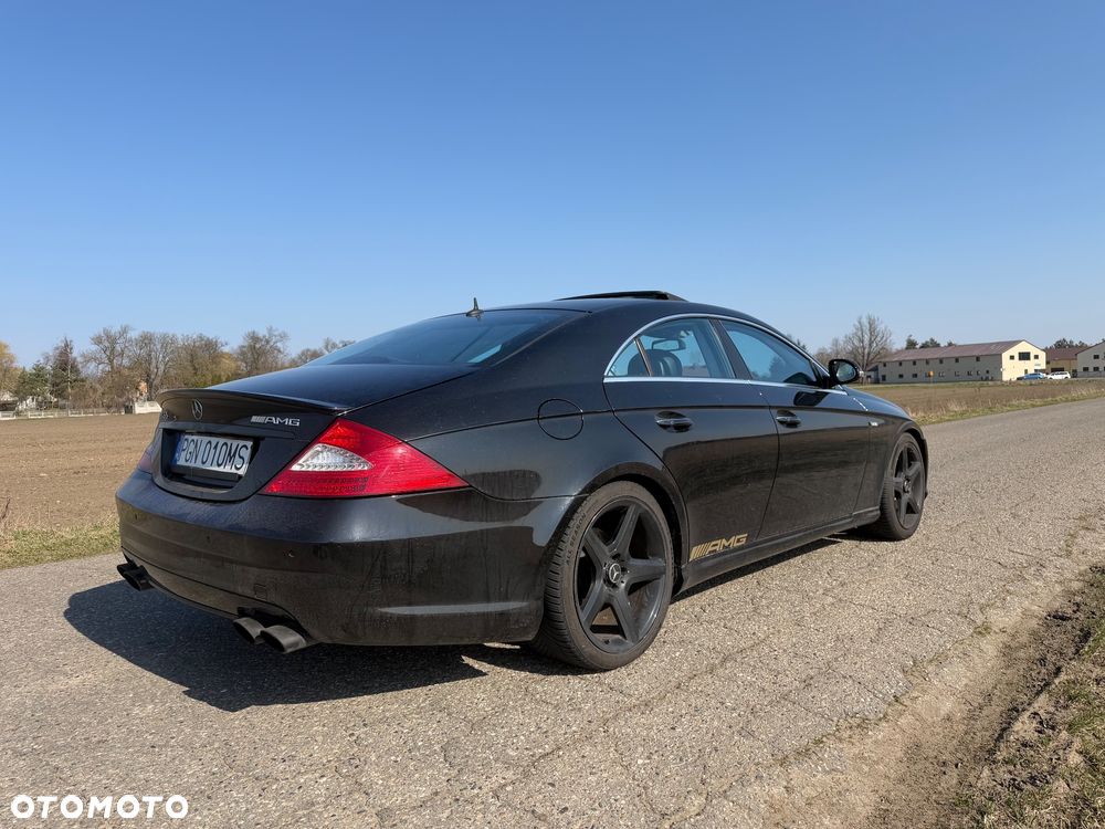 Mercedes-Benz CLS 500 - 21