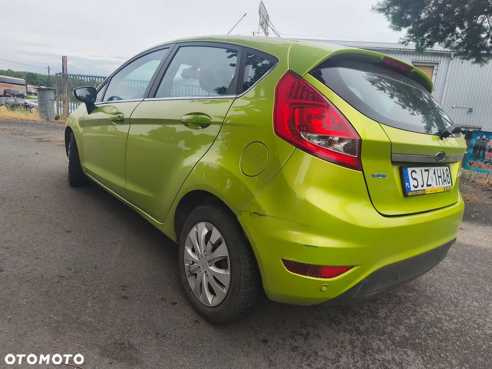 Ford Fiesta 1.4 Titanium - 4
