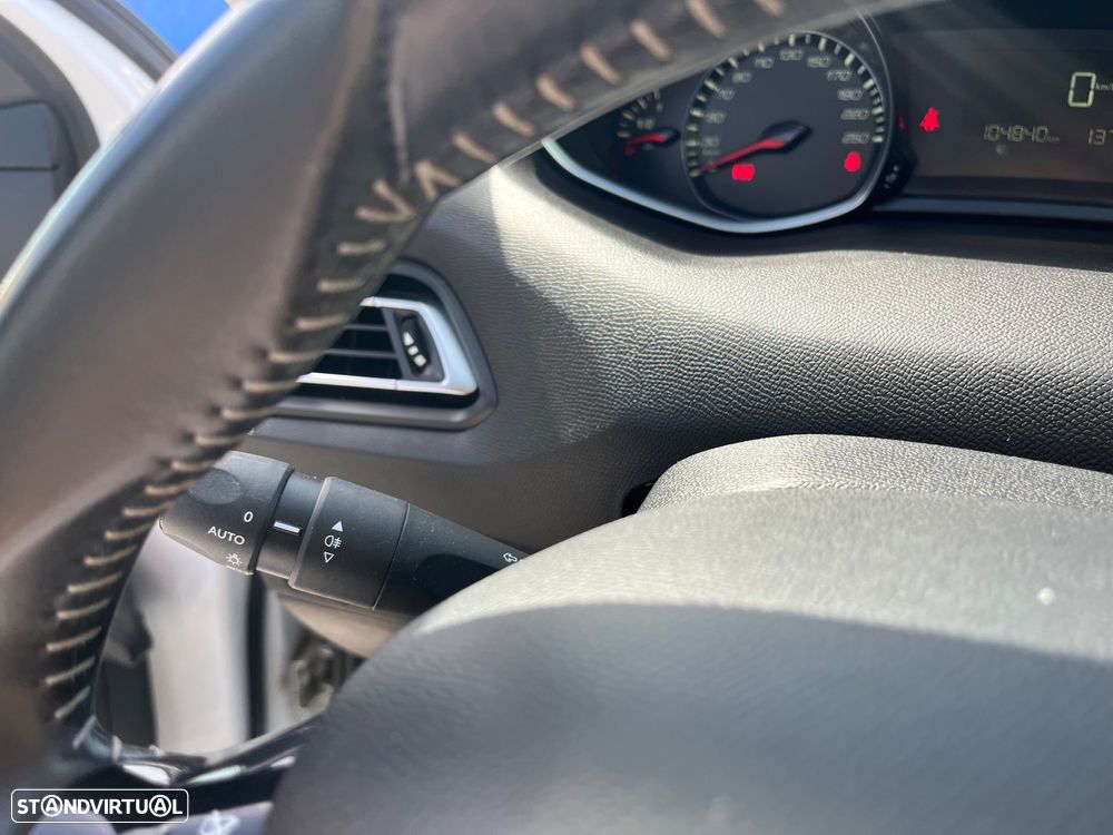 Peugeot 308 1.5 BlueHDi Business Line - 33