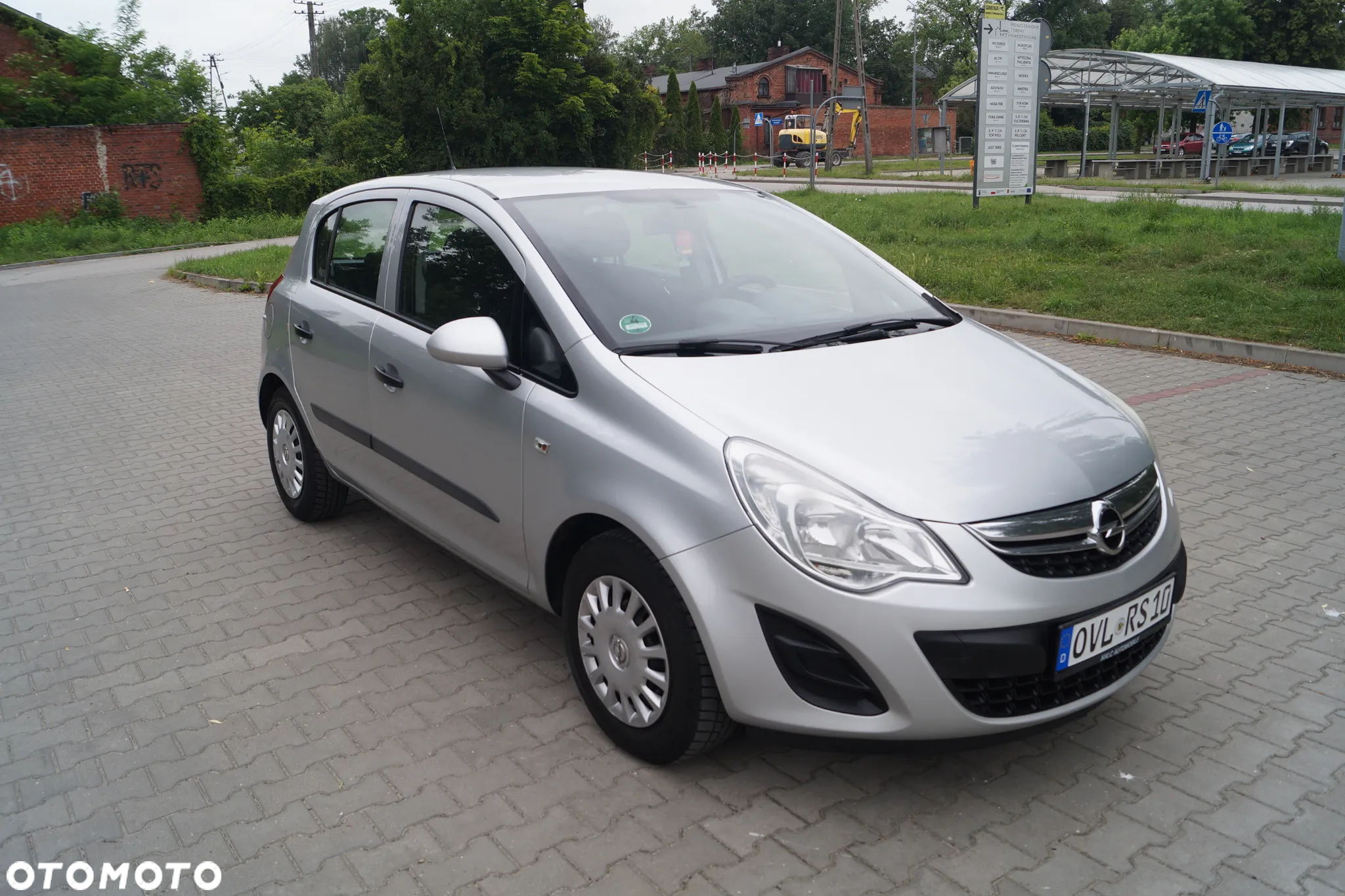 Opel Corsa 1.2 16V Color Edition - 4