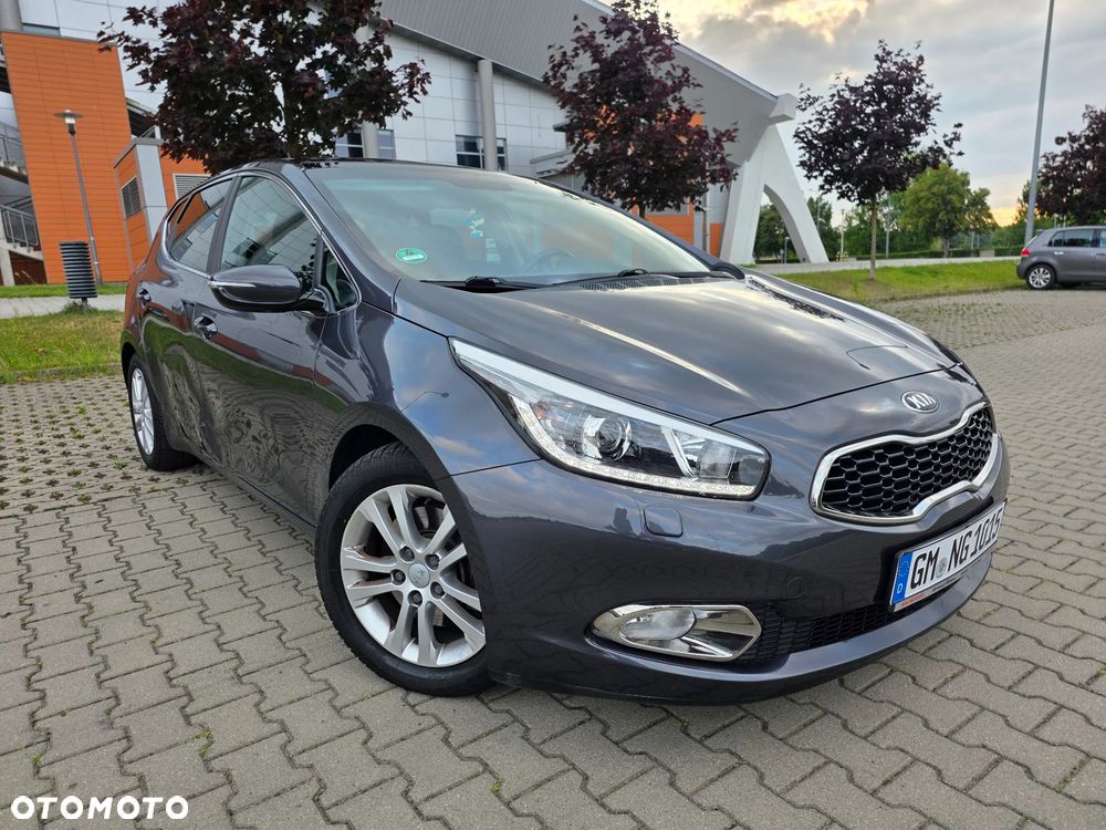 Kia Ceed - 5