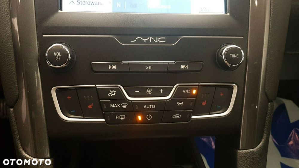 Ford Mondeo - 23