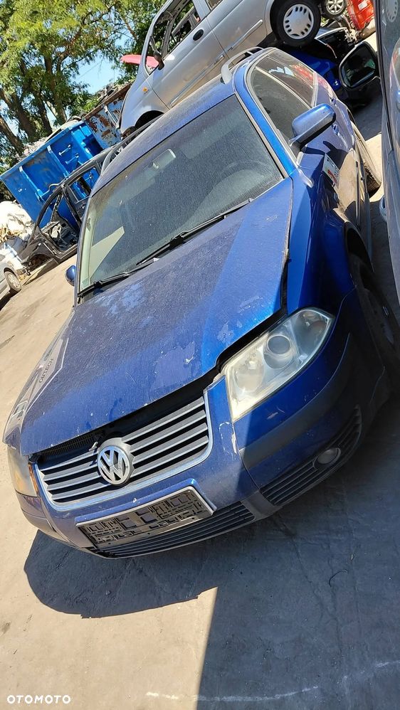 Części- Volkswagen Passat  Rok 2001 Pojemność 1984 Moc 85 kw Benzyna Kod lakieru: LC5X - 3