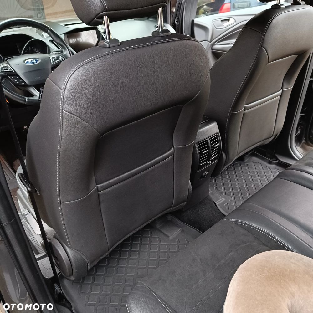 Ford Kuga 2.0 TDCi AWD ST-Line - 20