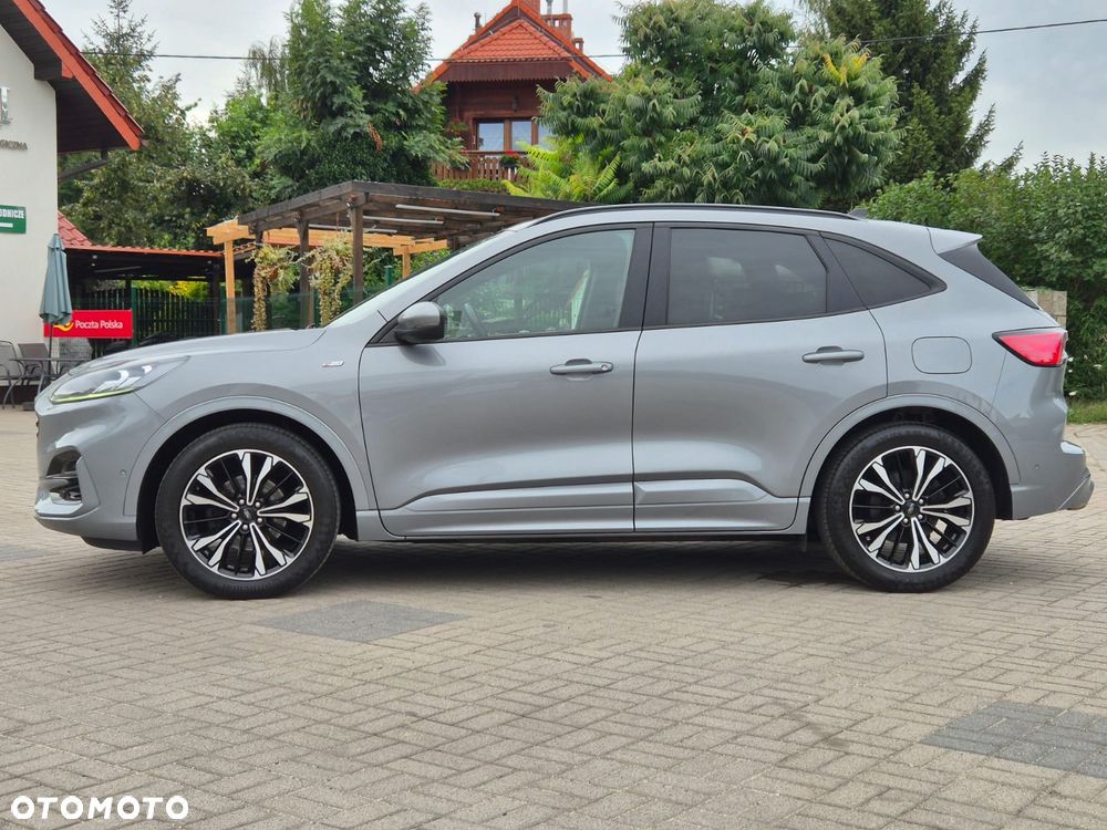 Ford Kuga 1.5 EcoBoost ST-LINE - 10