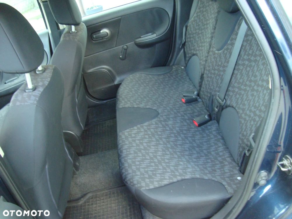 Nissan Note - 11