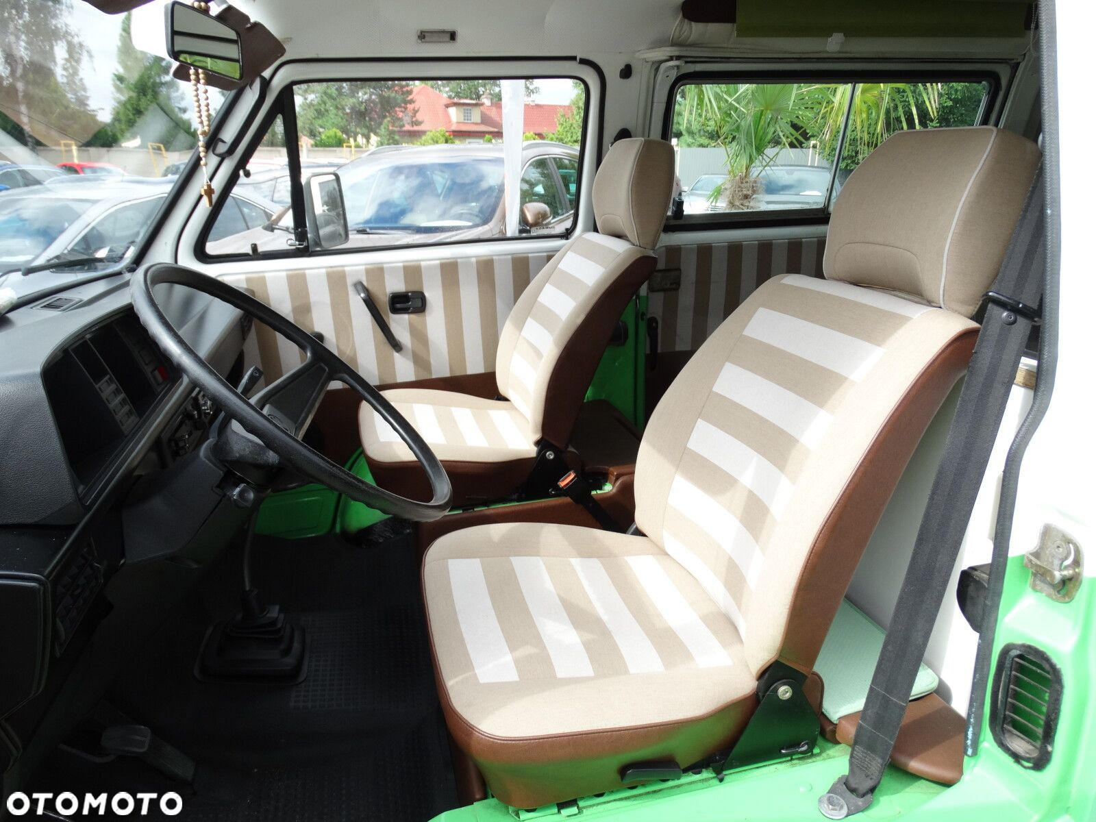 Volkswagen Transporter - 13