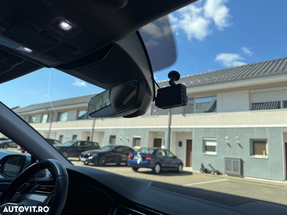 Volkswagen Passat 2.0 TDI DSG Highline - 12