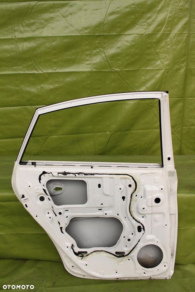 Drzwi Toyota Prius 2009-2015r. tył lewy - 2