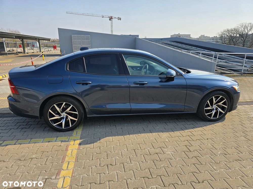 Volvo S60 T5 Momentum Pro - 10