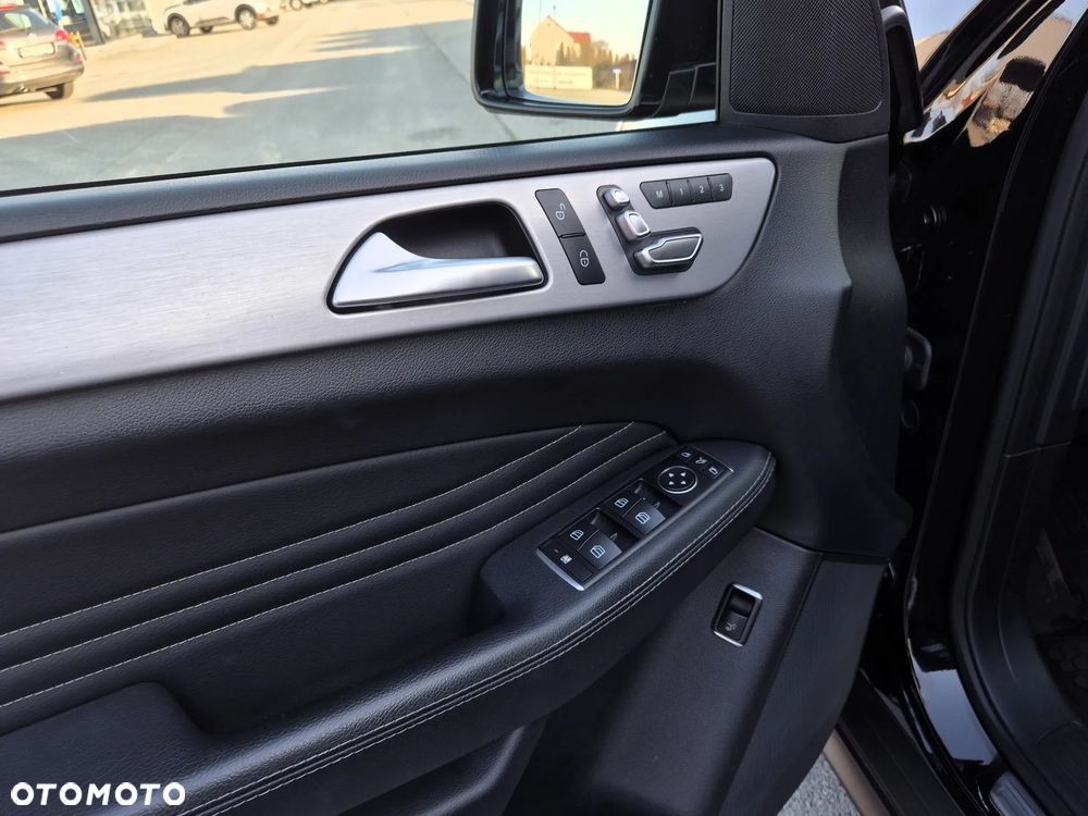 Mercedes-Benz GLE 400 4-Matic 9G-TRONIC - 11