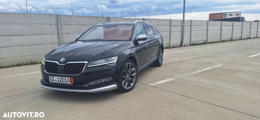 Skoda Superb Combi 2.0 TDI 4x4 DSG Scout - 20