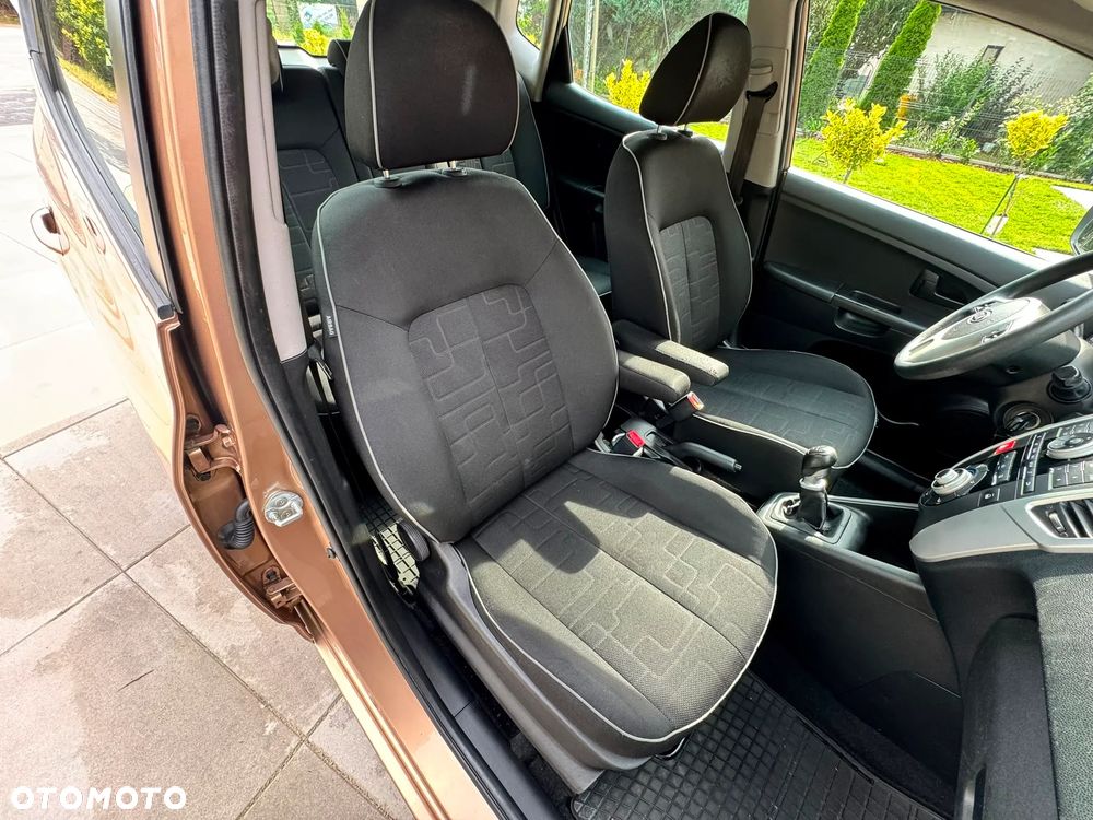 Kia Venga 1.4 M - 26
