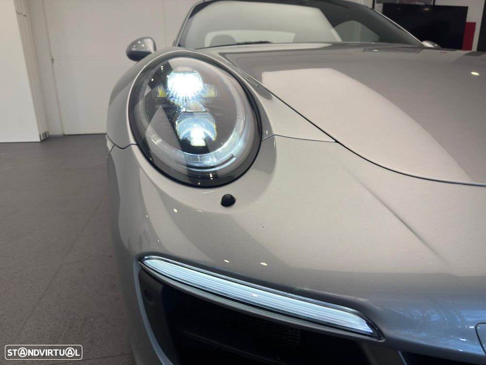 Porsche 911 (991) Carrera 4 GTS PDK - 11