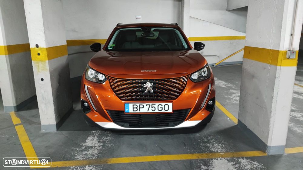 Peugeot e-2008 Allure Pack - 1