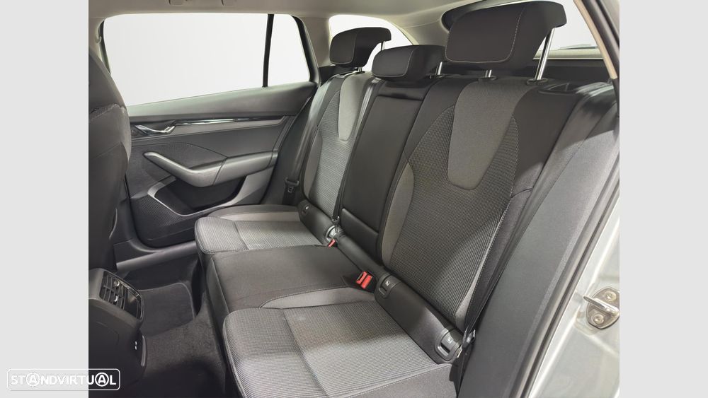 Skoda Octavia 1.4 TSI iV DSG - 14