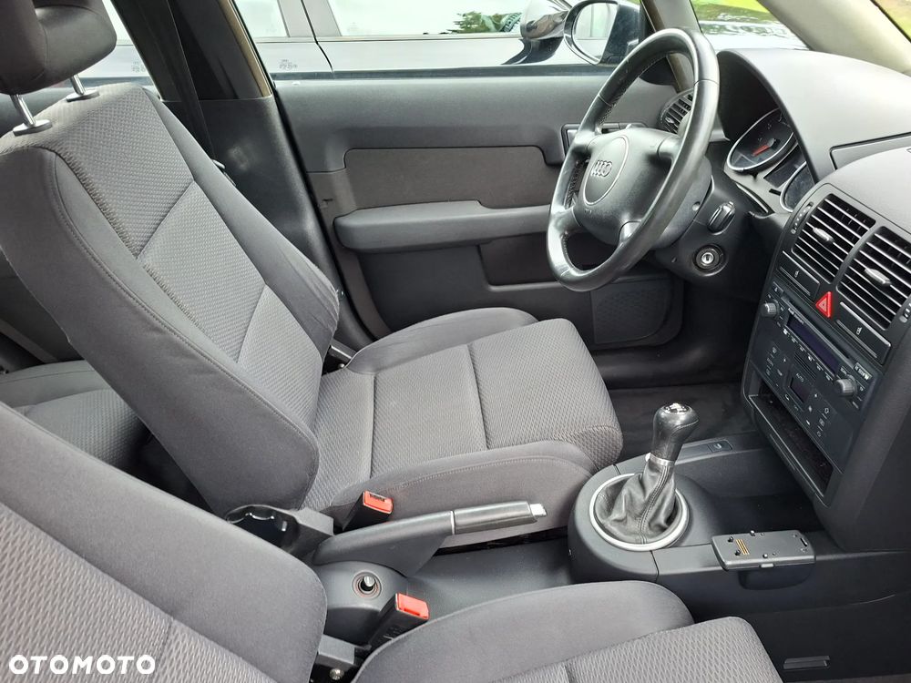 Audi A2 1.6 FSI - 24