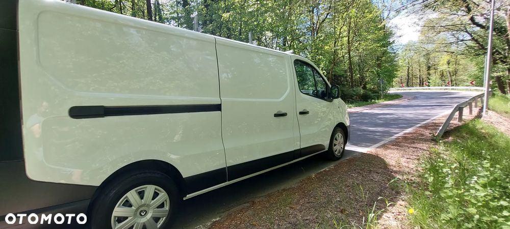 Renault Trafic - 16