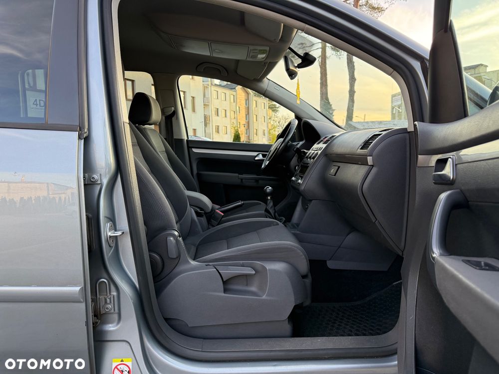 Volkswagen Touran 1.9 TDI Freestyle - 18